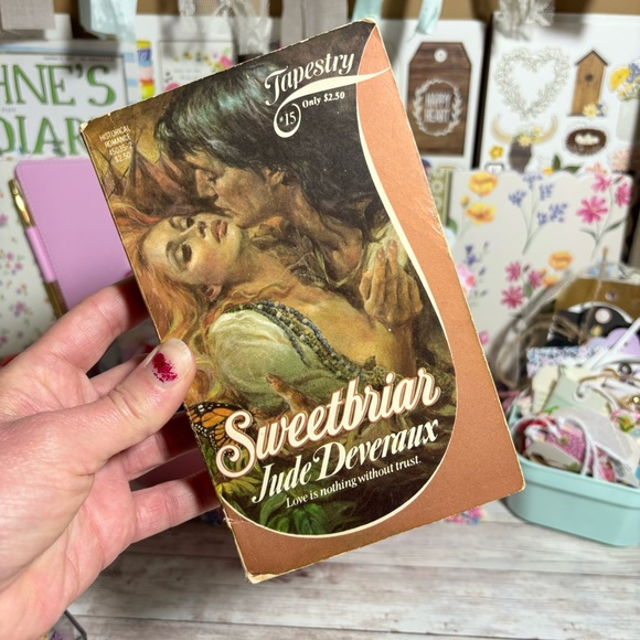 Sweetbriar By Jude Deveraux Vintage Historical Romance Novel First Printing 1983 - Picture 1 of 11